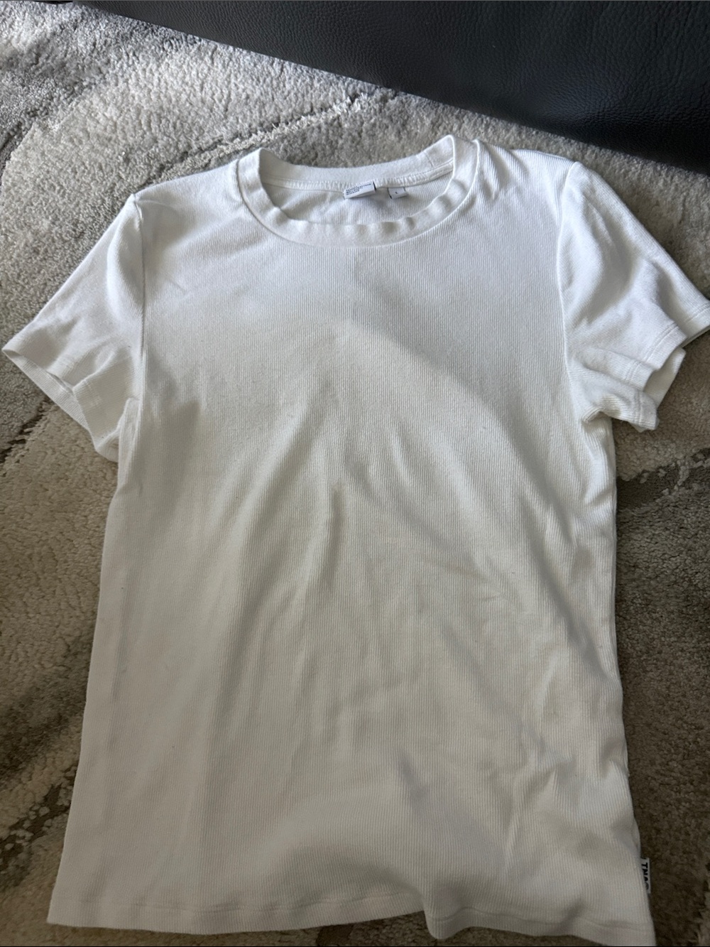 TNA Aritzia White Ribbed Crew Tee
